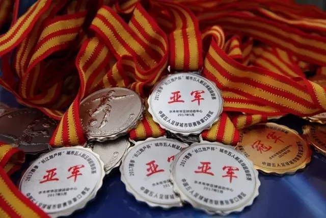 小卡降薪续约猛龙，NBA休赛期最大赢家出炉